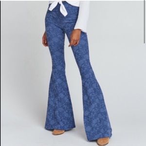 Show me your mumu bell bottom denim floral flares